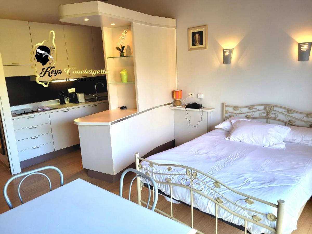 Studio 4 Pers Piscine Chauffee Acces A Pied A La Plage Santa Giulia Porto-Vecchio  Eksteriør bilde